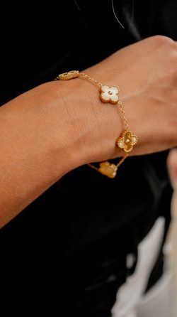 <b> PULSERA COLORES</b> <h5>COD. 807</h5>
