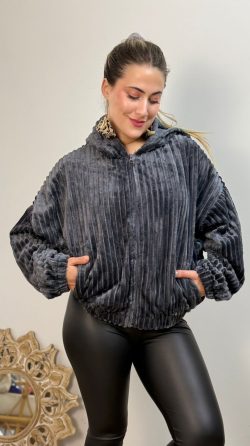 <b> POLERON SOFIA</b> <h5>COD.557</h5>