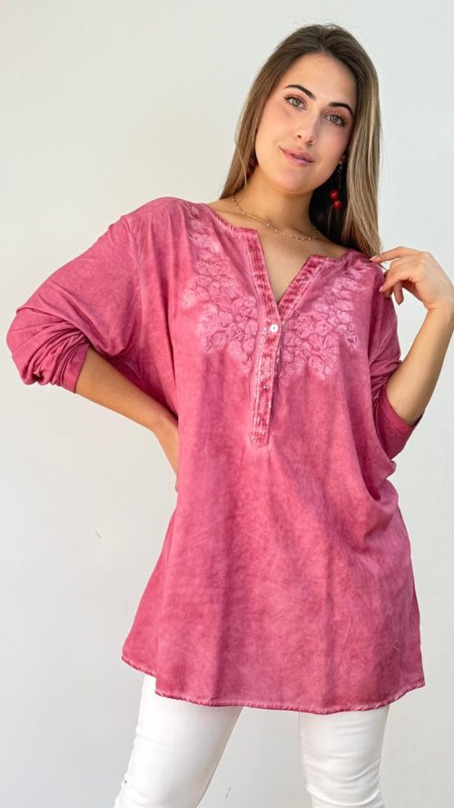 <b> BLUSA OVERSIZE CON BOTONES</b> <h5>COD. 1313</h5>