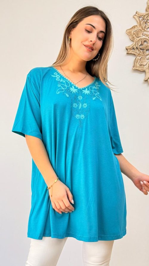 <b> BLUSA OVERSIZE BORDADO ESCOTE</b> <h5>COD. W645</h5>