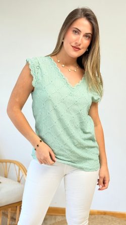<b> POLERA ROMANTICA</b> <h5>A242</h5>