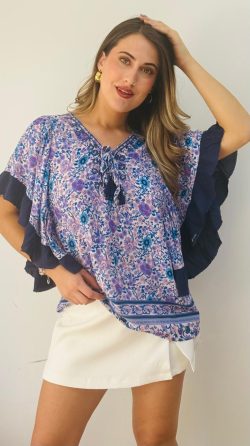 <b> BLUSA CON VUELOS </b> <h5>COD.4447</h5>