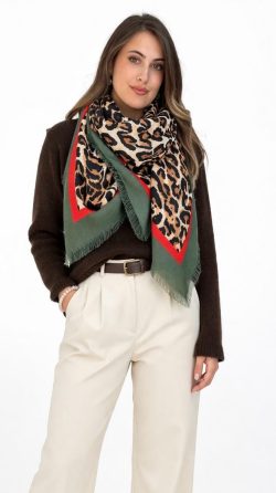 <b> MAXI PAÑUELO LEOPARDO</b> <h5>COD.552</h5>