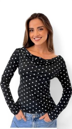 <b> POLERA LUNARES </b> <h5>COD.2020</h5>