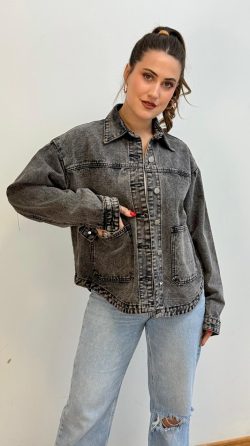 <b> CHAQUETA DENIM GRIS</b> <h5>COD.Y2510223-L</h5>