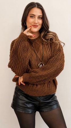 <b> SUETER TRENZA</b> <h5>COD.A813-W</h5>