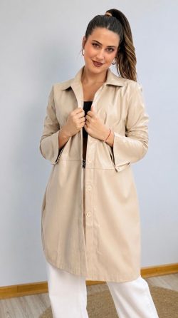 <b> ABRIGO ECO CUERO</b> <h5>COD.230309-L</h5>
